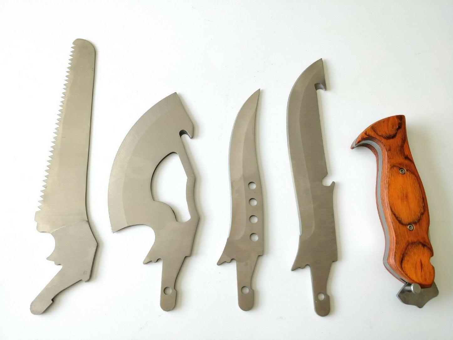 4 PIECE EXCHANGEABLE BLADE LOCKBACK UTILITY KNIFE SET